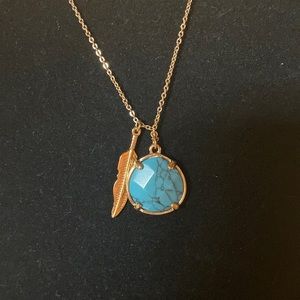 NWT Boho Long turquoise and feather necklace